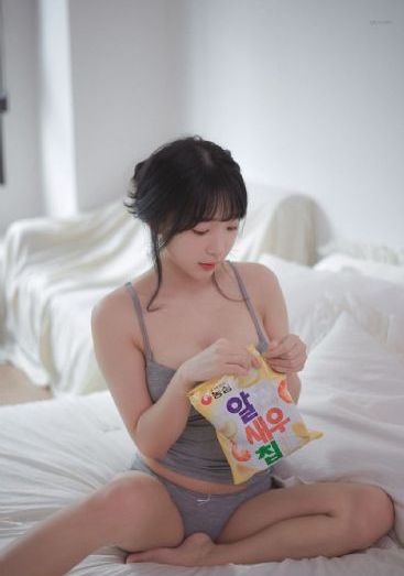 女人做爰高潮呻吟17分钟