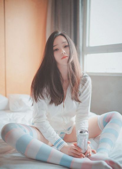 黑衣女人的香水